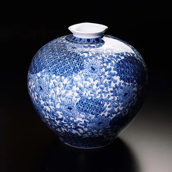 中国　大明萬暦年製　五彩菊文　蒜口瓶　時代箱　C　6102 中国 大明萬暦年製 五彩菊文 蒜口瓶 時代箱 C 6102